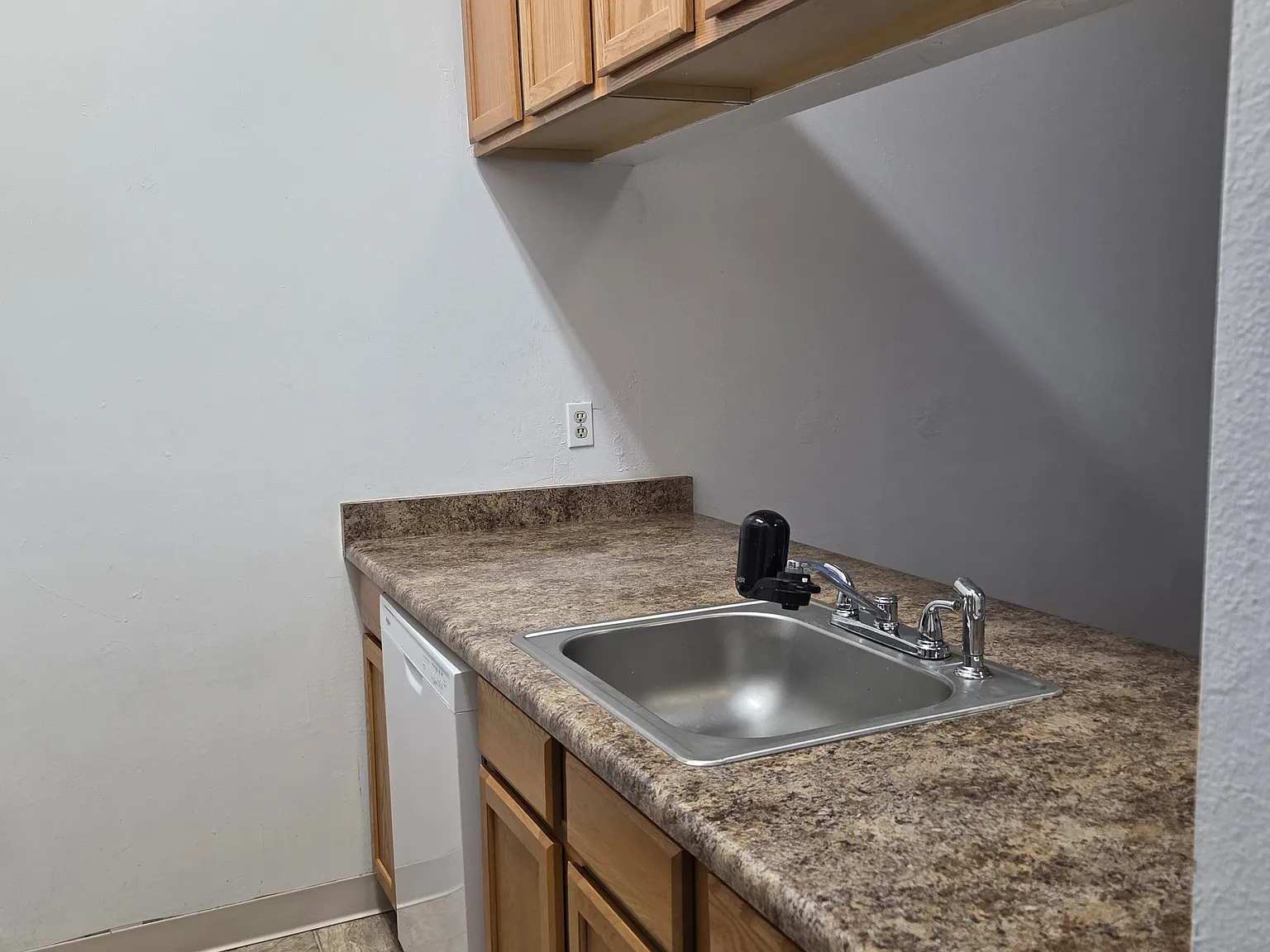 532 Oakwood Dr — Photo 4