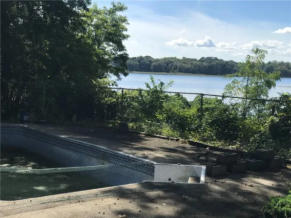 179 Lane 4, Warwick, RI 02888