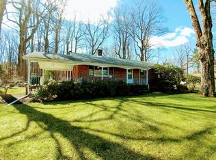 15 Pleasant Grove Rd, Long Valley, NJ 07853