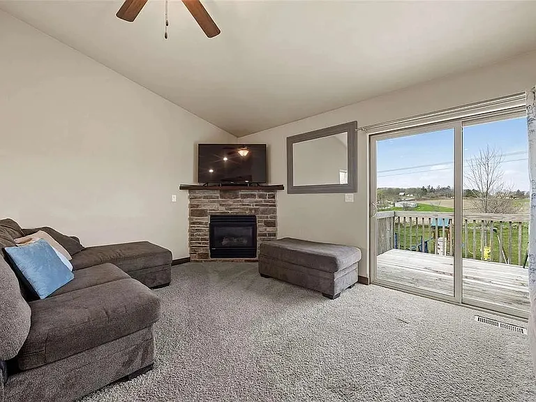 459 Bainberry St #1 — Photo 8