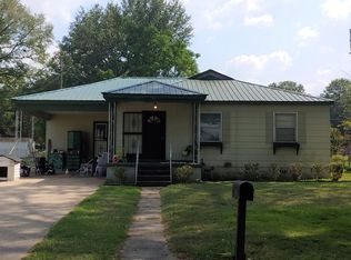 105 Dale Ln, Childersburg, AL 35044