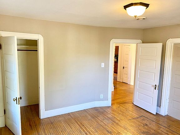 2nd image of 3040 Colfax Ave S APT 2
