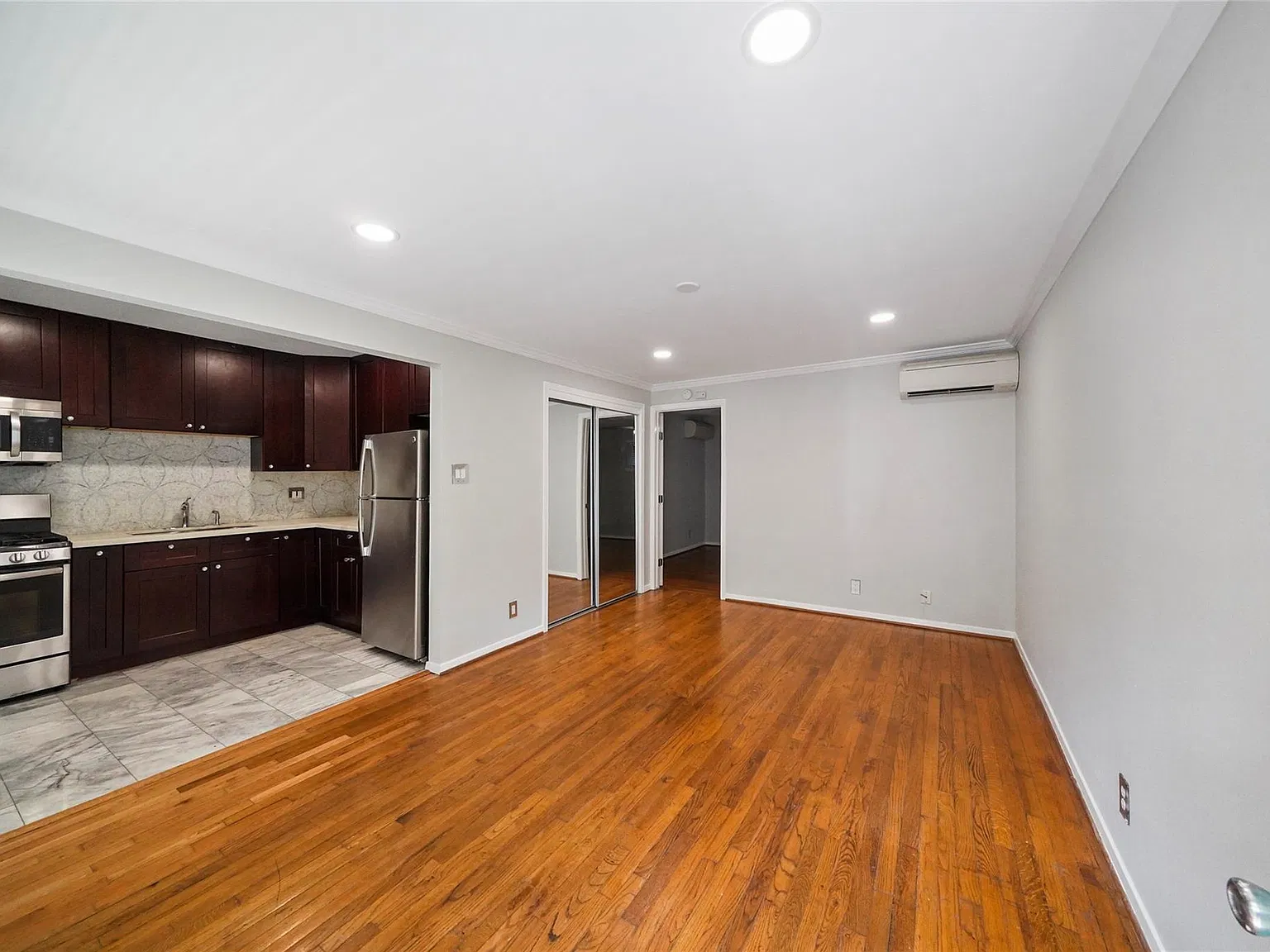 1 bed, 1.0 bath, 650 sqft, $1,150 — Photo 4
