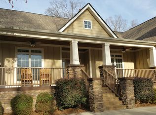 2909 Lake Shore Rd S, Denver, NC 28037