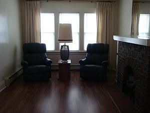 4th image of 107 N End Ave