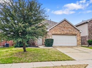 13261 Fencerow Rd, Fort Worth, TX 76244
