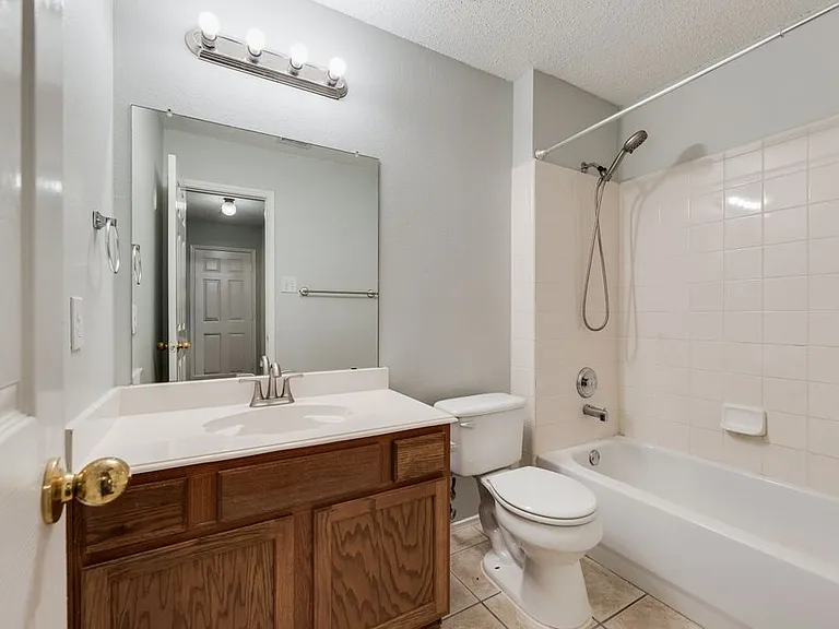 9139 Grand Canal Dr — Photo 29
