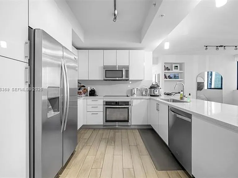 999 SW 1st Ave #CU-2214 — Photo 8