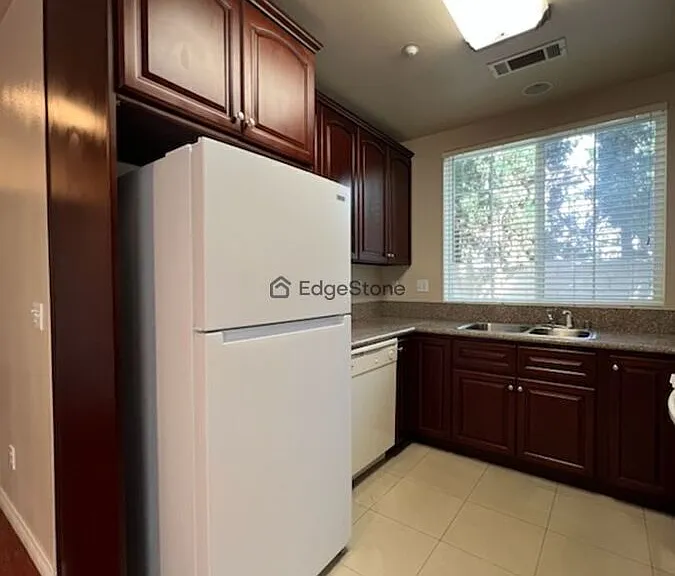 25316 Ebony Ln #1 — Photo 5