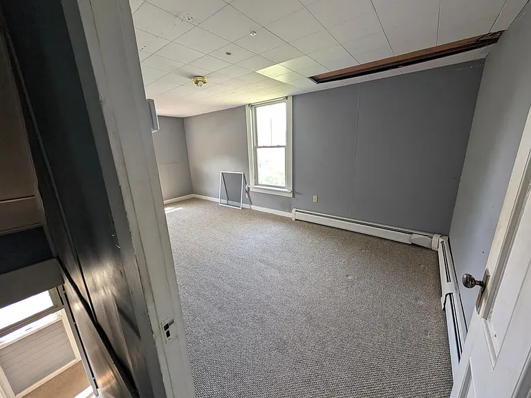 59 Oak St — Photo 9