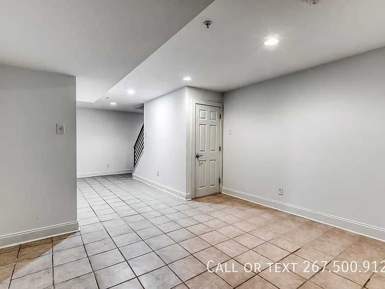 1456 E Columbia Ave — Photo 29