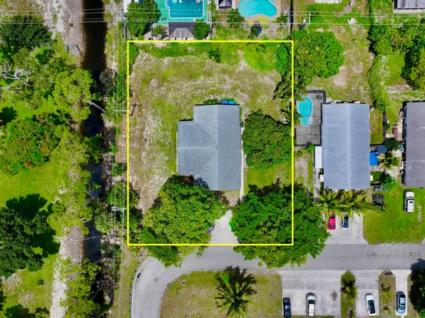 4485 47th Avenue S, Lake Worth, FL 33463