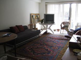 730 24th St NW APT 305, Washington, DC 20037