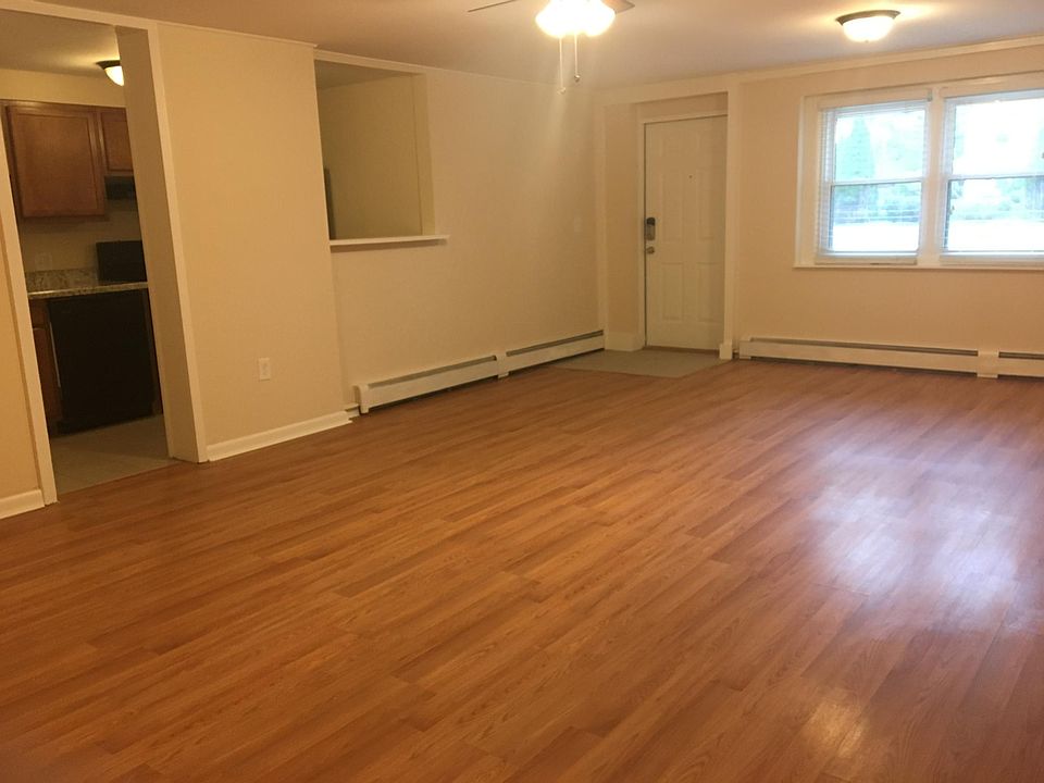 1st image of 48 S Lake Ave APT 9