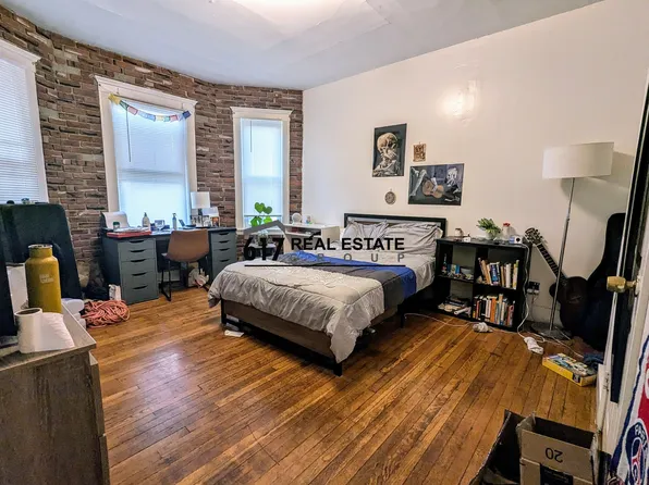 5 Gardner Ter #O1, Allston, MA 02134