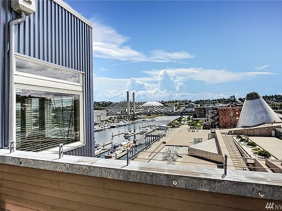 3rd image of 1705 Dock St Unit 543