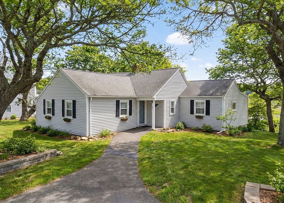 1st image of 345 Quaker Rd