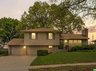12530 Anne St, Omaha, NE 68137