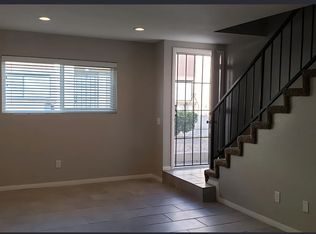 420 E Avenue Q7 APT B, Palmdale, CA 93550