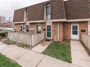 7485 Country Brook Dr, Indianapolis, IN
