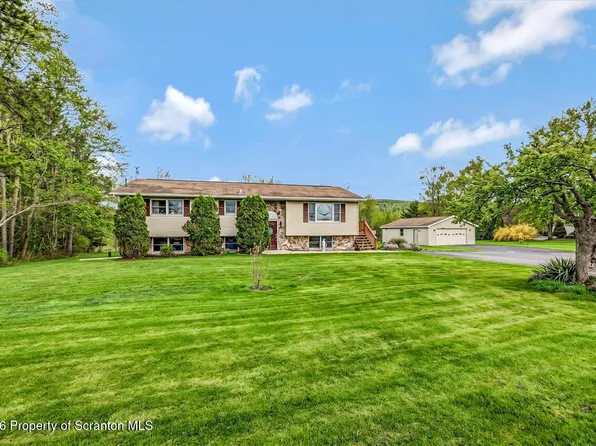 1614 Layton Rd, Olyphant, PA 18447