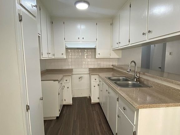 5th image of 4379 W 141st St #F