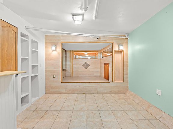 3rd image of 2113 E 16th Ave #6