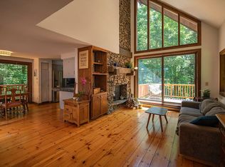 159 Hawk Pine Rd, Norwich, VT 05055