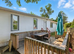 21 Bonner St, Ottawa, ON K2H7S9