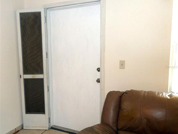 3rd image of 2011 58th Ave N APT M6
