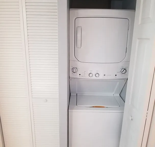 302 Lake Parsons Grn #108 — Photo 18