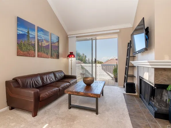20371 Bluffside Cir #B-401, Huntington Beach, CA 92646