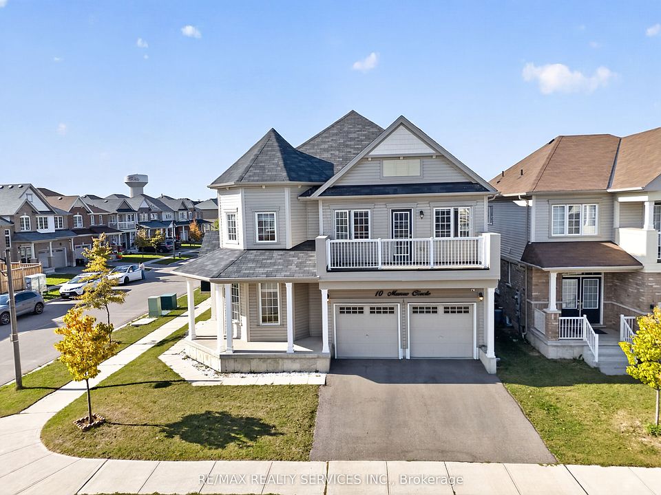 1st image of 10 Munro Cir