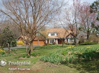 1571 Rudd Ct, Libertyville, IL 60048