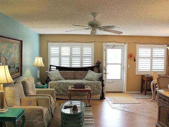 3rd image of 5400 Highway A1a