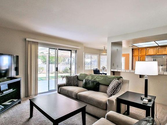 5th image of 9177 Meadowrun Pl