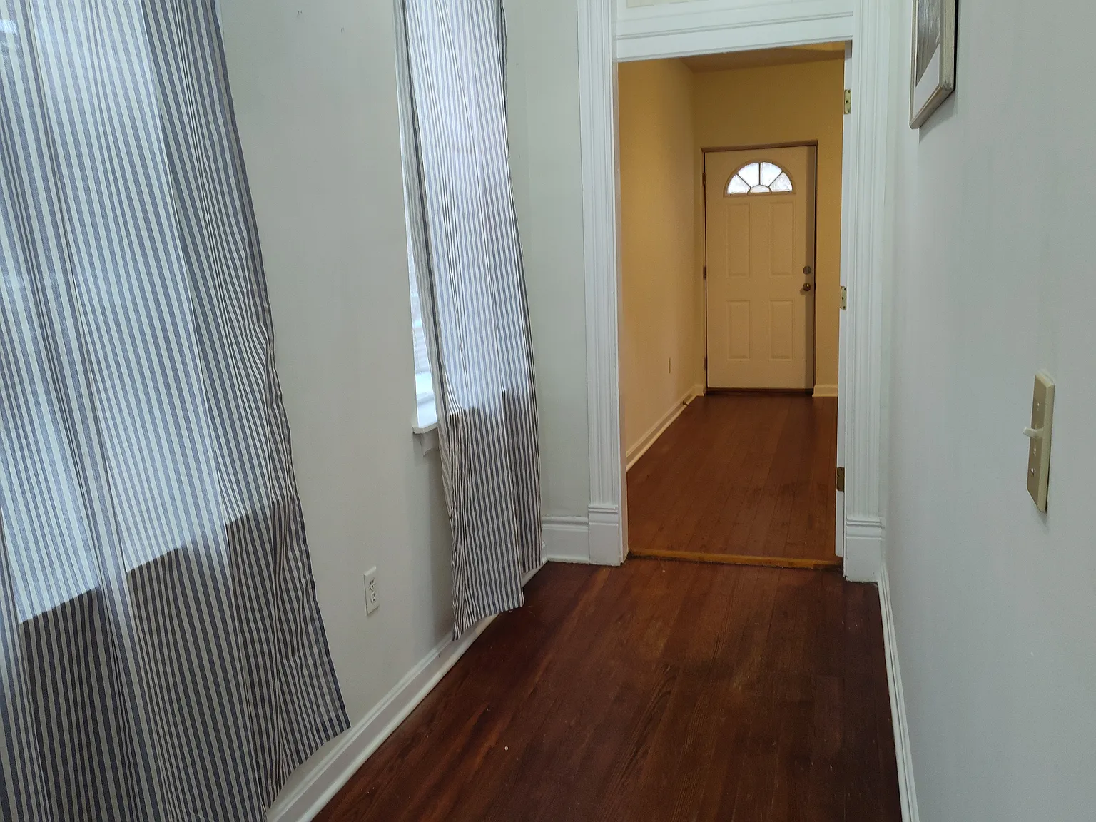 4 bed, 1600 sqft, $1,800 — Photo 3