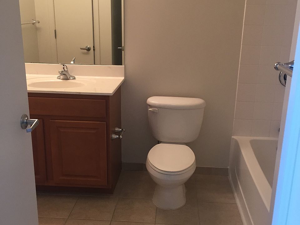 1st image of 301 N Canal St #25