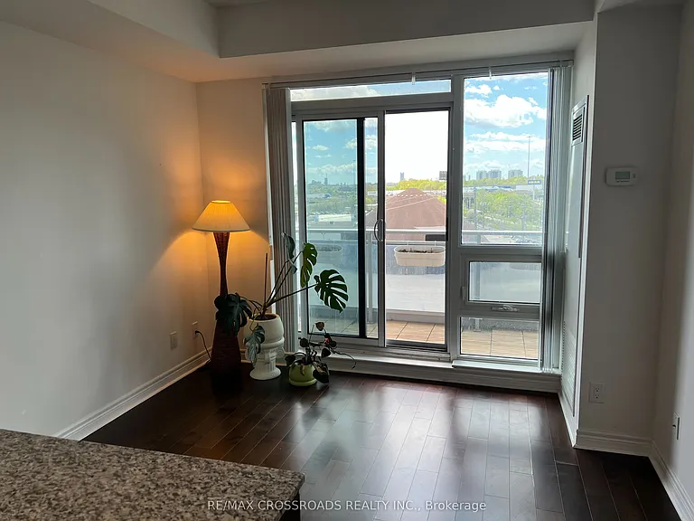 2756 Old Leslie St #519 — Photo 13