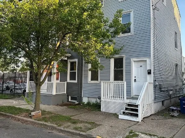 23 E Federal St, Burlington, NJ 08016