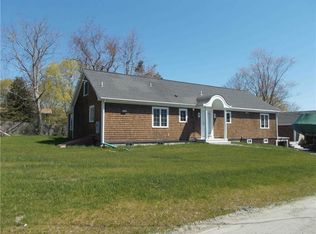 16 Penny Rd, Jamestown, RI 02835