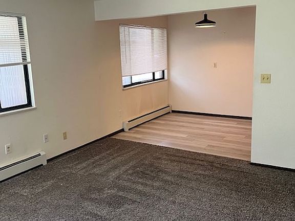 3rd image of 629 Collyer St #104