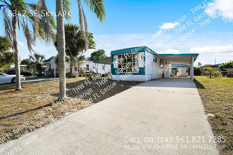 8342 SE Skylark Ave