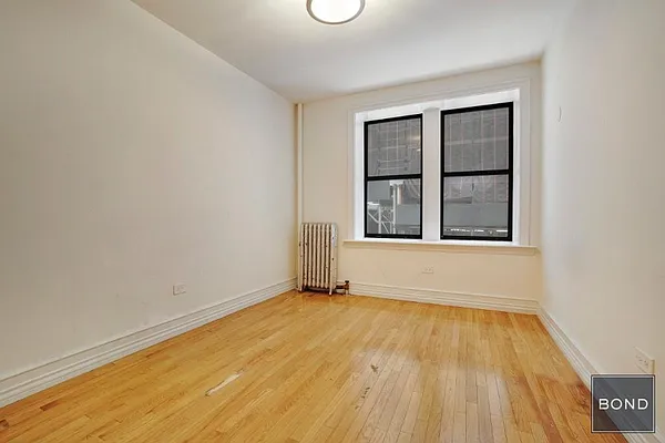 Rented by Bond New York | media 22