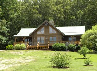 893 Pencil Factory Rd, Big Sandy, TN 38221