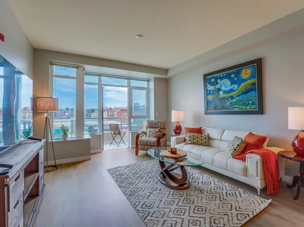 825 W Beech St Unit 404, San Diego, CA 92101