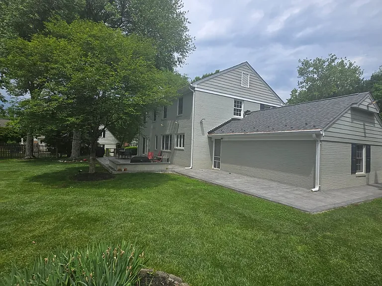 6720 Newbold Dr — Photo 33