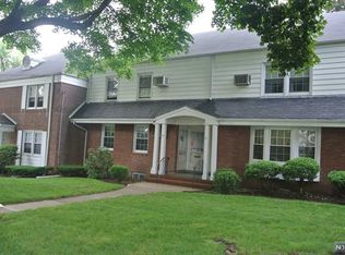 19B Elmwood Ter, Elmwood Park, NJ
