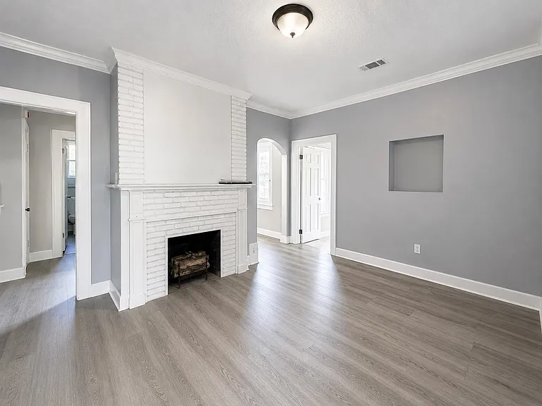 846 Birch St — Photo 3