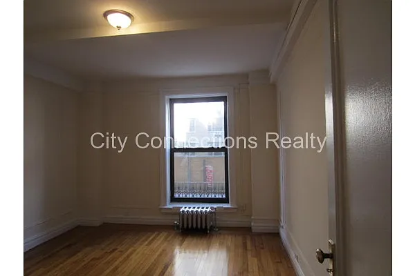 Rented by City Connections Realty | media 10